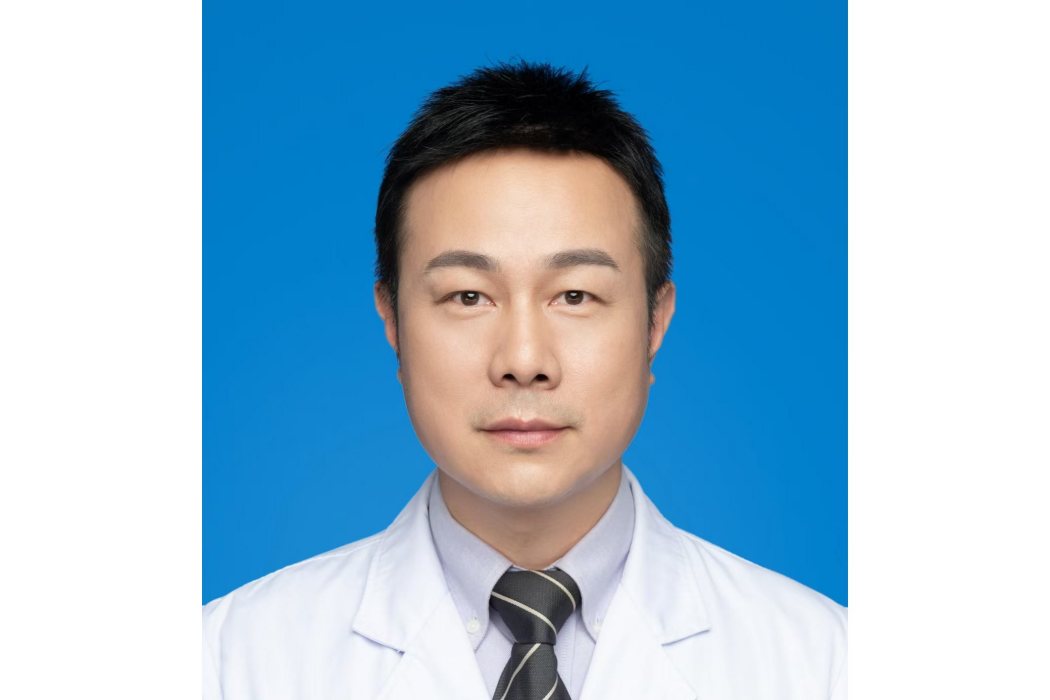 羅政(恩施州中心醫院脊柱外科主任) 羅政(恩施州中心醫院脊柱外科主任)