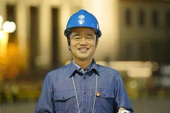 陳春光(北京市城市照明管理中心安全總監、華燈班班長) 陳春光(北京市城市照明管理中心安全總監、華燈班班長)