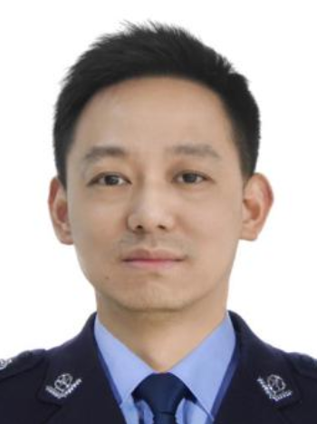 胡哲(浙江省蘭谿市人民政府副市長、公安局局長) 胡哲(浙江省蘭谿市人民政府副市長、公安局局長)