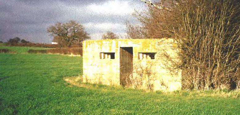 田野里二戰時期遺留下來英軍的碉堡