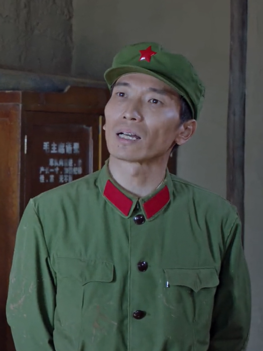 趙紅兵(年代民族劇《父親的草原母親的河》中的角色) 趙紅兵(年代民族劇《父親的草原母親的河》中的角色)