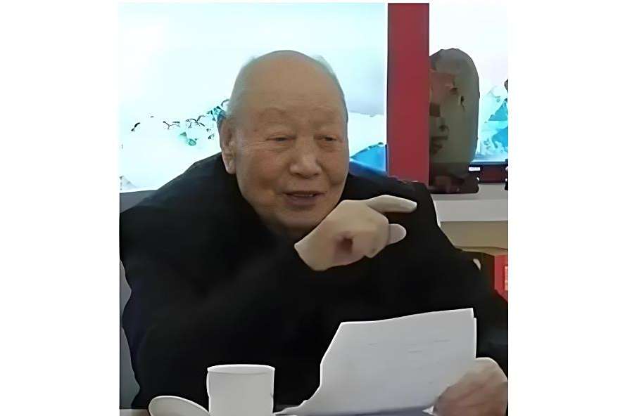 劉敬華(烏魯木齊海關退休幹部)