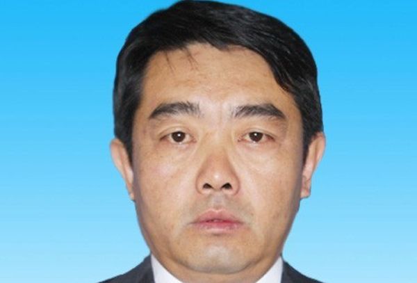 強威(包頭市人大監察和司法委員會主任委員)