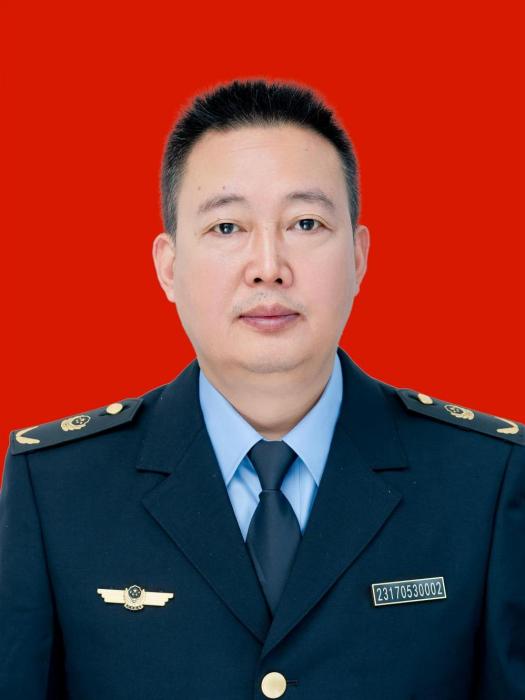 劉衛東(四川省眉山市丹稜縣市場監督管理局黨組副書記、副局長) 劉衛東(四川省眉山市丹稜縣市場監督管理局黨組副書記、副局長)