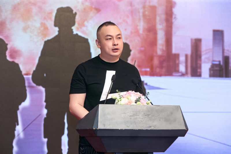 李曉偉(資深製片人) 李曉偉(資深製片人)