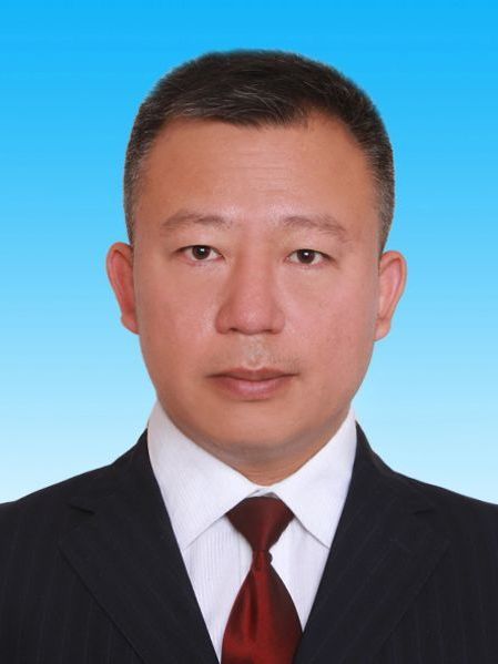 何偉利(內蒙古自治區興安盟副盟長、民革興安盟支部主委) 何偉利(內蒙古自治區興安盟副盟長、民革興安盟支部主委)
