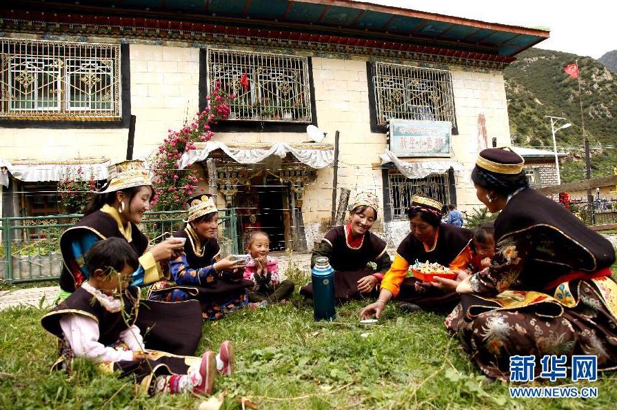 2014年金達鎮新生村藏族村民