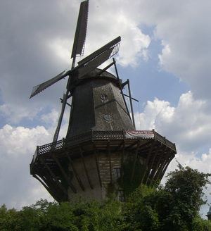 德國的桑蘇西宮大風車更是德國法制的象徵