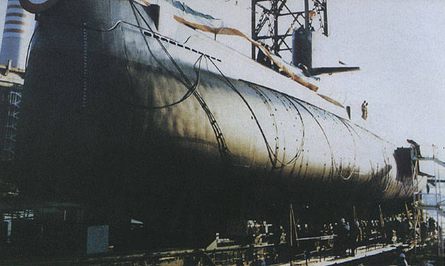 薩烏羅級潛艇