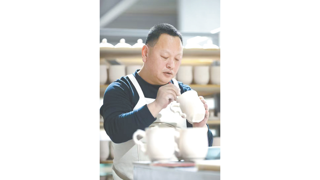 李照峰 李照峰