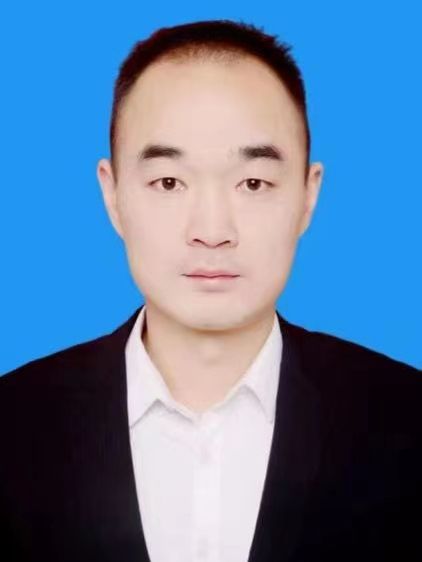 謝健(貴州省修文縣扎佐街道黨工委副書記、辦事處主任) 謝健(貴州省修文縣扎佐街道黨工委副書記、辦事處主任)