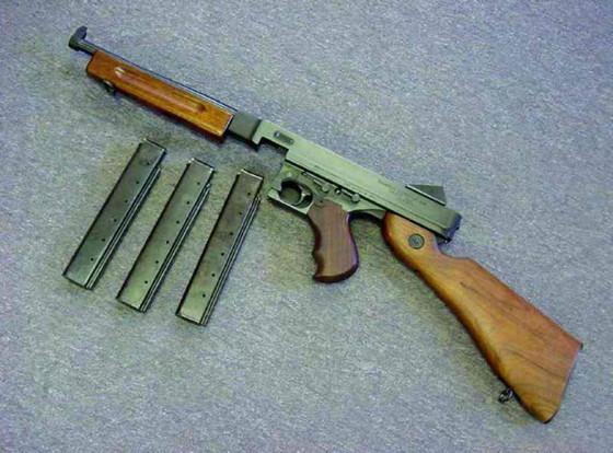 湯姆遜M1A1衝鋒鎗