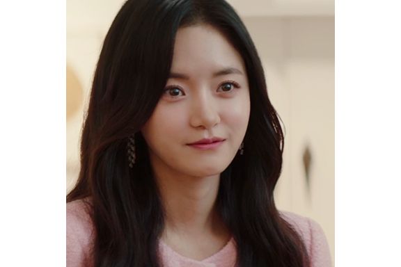 崔娜謙 崔娜謙