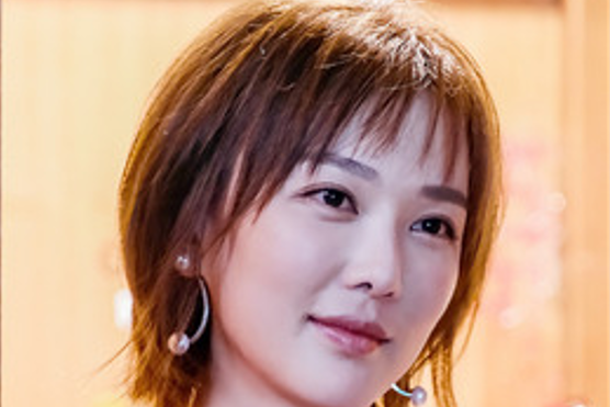 卓曉婷(電視劇《不惑之旅》中的角色) 卓曉婷(電視劇《不惑之旅》中的角色)