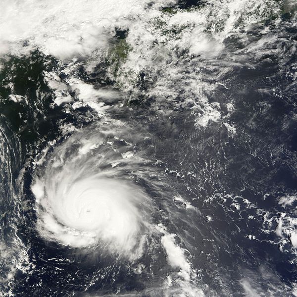 2007年颱風“百合”衛星雲圖（2）