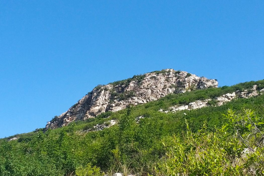 白狼山(遼寧省喀左縣境內歷史地名) 白狼山(遼寧省喀左縣境內歷史地名)