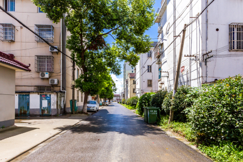 府東新村 府東新村
