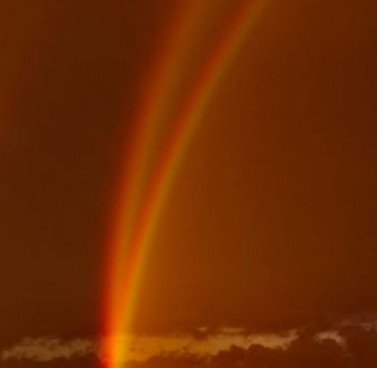 澳大利亞維多利亞的貝拉林半島現雙彩虹