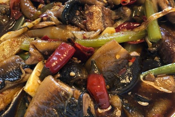 泡椒鱔魚塊