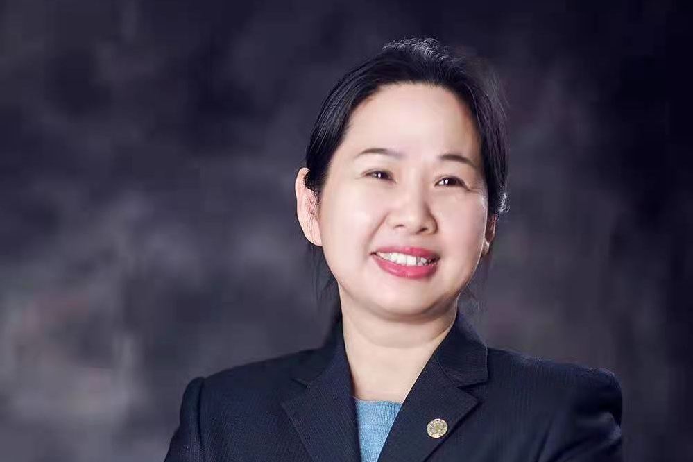 李艷麗(河南艷陽天律師事務所黨支部書記、主任) 李艷麗(河南艷陽天律師事務所黨支部書記、主任)