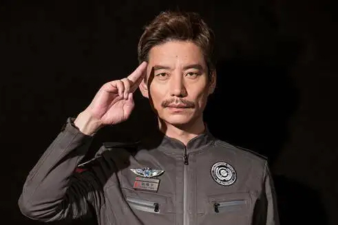 何連科(電影《流浪地球》中的男配角) 何連科(電影《流浪地球》中的男配角)