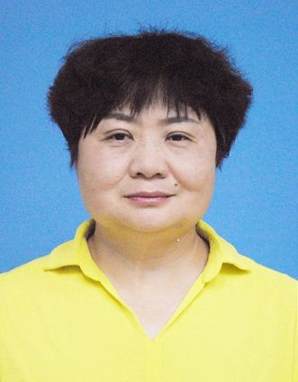 李艷紅(昆明市統計局普查中心四級調研員) 李艷紅(昆明市統計局普查中心四級調研員)