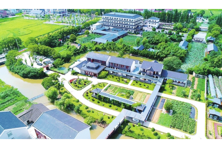 半涇村 半涇村