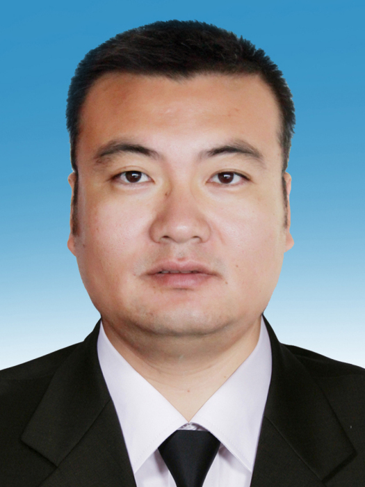武健(遼寧省葫蘆島市商務局黨組成員、副局長) 武健(遼寧省葫蘆島市商務局黨組成員、副局長)