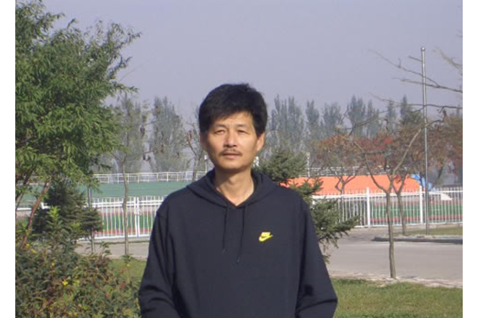 唐長春(遼陽職業技術學院副教授) 唐長春(遼陽職業技術學院副教授)