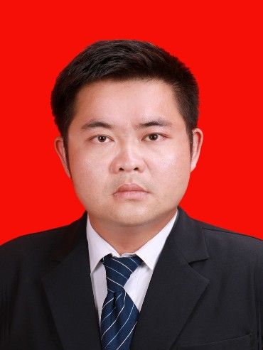 肖舜(貴州省湄潭縣馬山鎮黨委副書記、鎮長) 肖舜(貴州省湄潭縣馬山鎮黨委副書記、鎮長)
