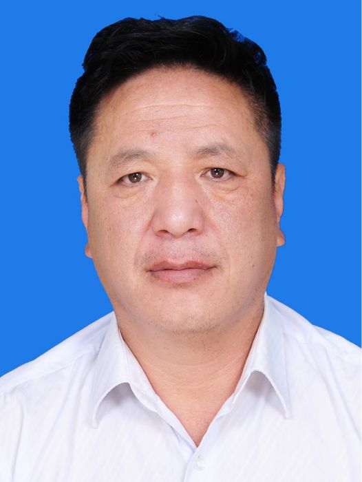 尼瑪(四川省甘孜藏族自治州巴塘縣人力資源和社會保障局局長、縣委組織部副部長(兼)) 尼瑪(四川省甘孜藏族自治州巴塘縣人力資源和社會保障局局長、縣委組織部副部長(兼))