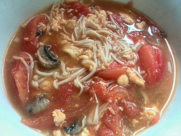 菌菇番茄蛋湯