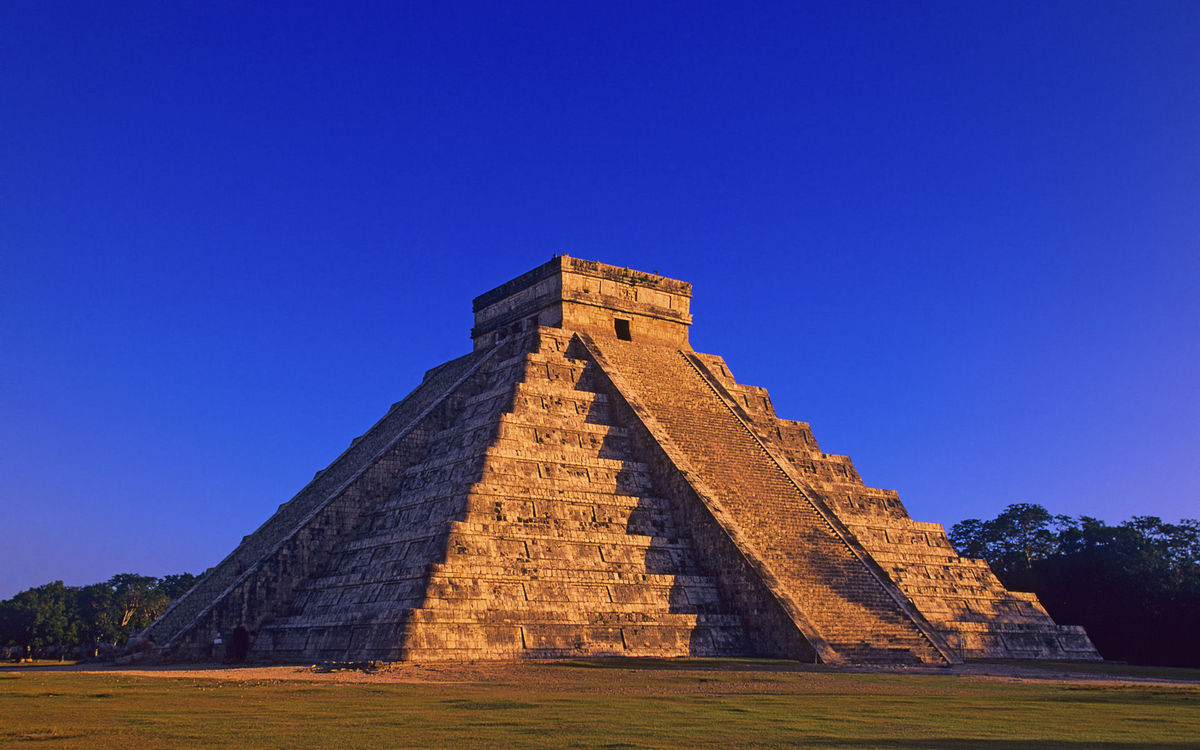 瑪雅金字塔