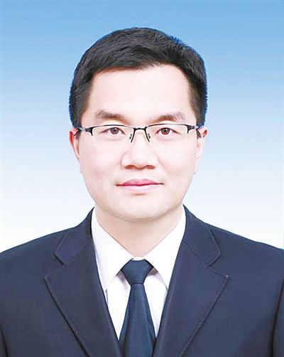 孫俊傑(慈谿市鎮人民政府副鎮長) 孫俊傑(慈谿市鎮人民政府副鎮長)
