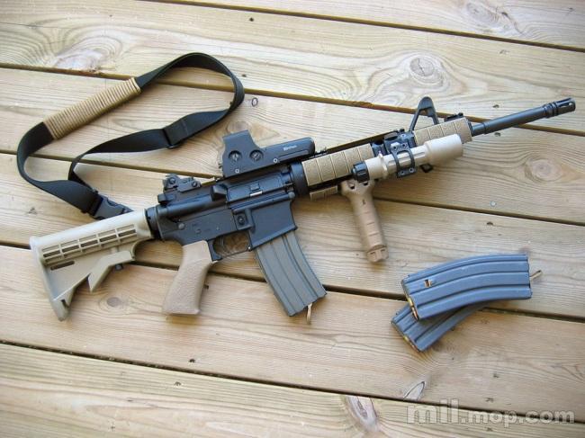 M4A1卡賓槍(M4A1（美國柯爾特公司研製步槍）)
