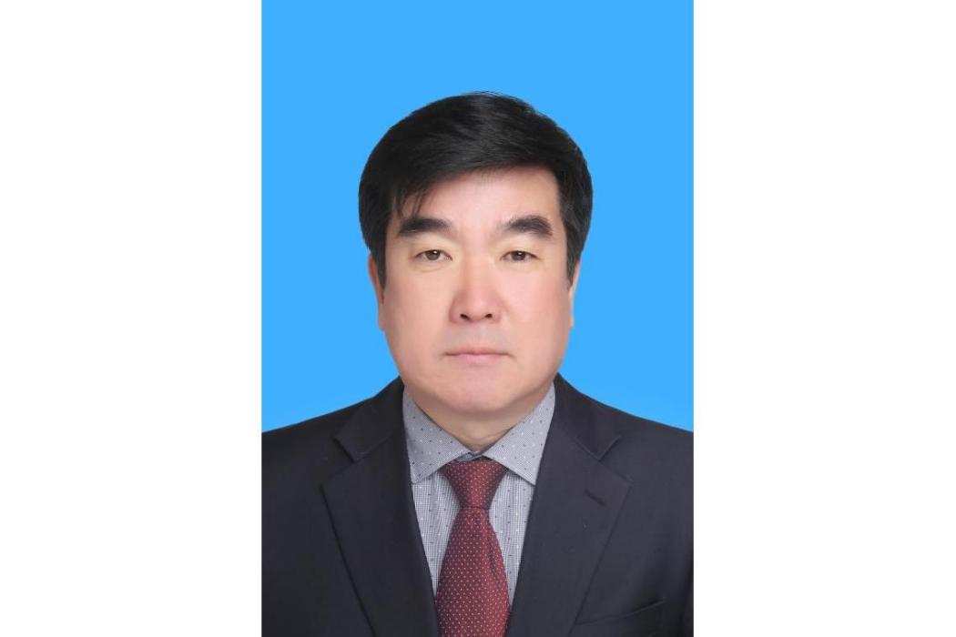 朴仁哲(延邊大學農學院教授) 朴仁哲(延邊大學農學院教授)