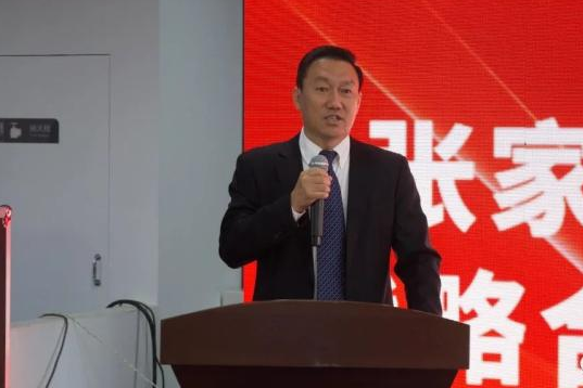 武殿雄(河北亞雄現代農業有限公司董事長) 武殿雄(河北亞雄現代農業有限公司董事長)