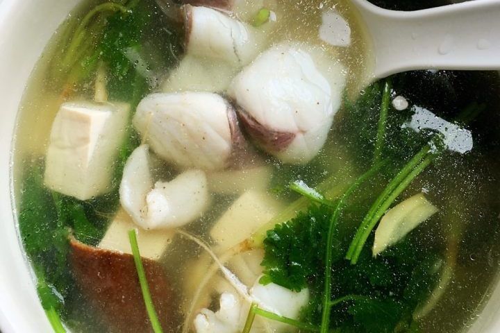 魚片皮蛋湯 魚片皮蛋湯