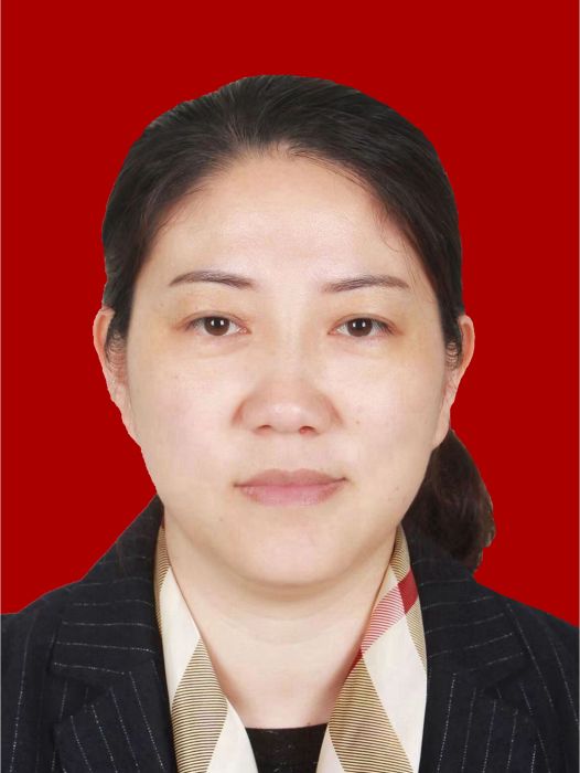 韓穎萍(上海市第十六屆人大代表,上海市崇明區長興鎮鷺島華庭社區黨總支部書記、 居委會主任) 韓穎萍(上海市第十六屆人大代表,上海市崇明區長興鎮鷺島華庭社區黨總支部書記、 居委會主任)