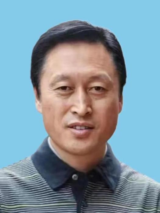 劉揚(黑龍江省公安廳航運管理總隊總隊長、一級高級警長) 劉揚(黑龍江省公安廳航運管理總隊總隊長、一級高級警長)