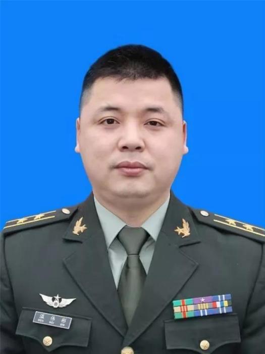 溫偉彬 溫偉彬