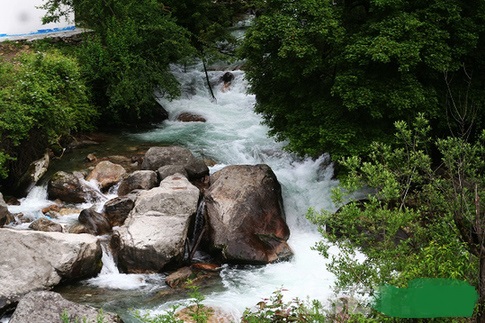 勒門巴民族鄉勒村豐富的水資源
