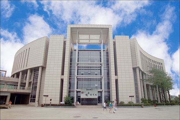 深圳市龍崗區圖書館(龍崗圖書館) 深圳市龍崗區圖書館(龍崗圖書館)