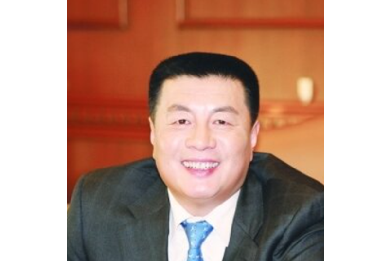 彭越(亞洲能源物流董事會主席,執行董事) 彭越(亞洲能源物流董事會主席,執行董事)