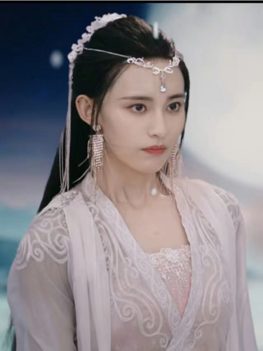 上官曦兒(古裝玄幻劇《武神主宰》中的角色) 上官曦兒(古裝玄幻劇《武神主宰》中的角色)
