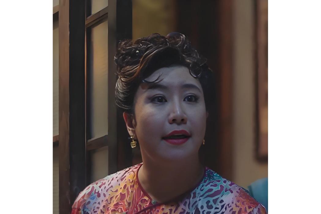 胡曼麗(情景喜劇《歡笑老弄堂》中的角色) 胡曼麗(情景喜劇《歡笑老弄堂》中的角色)