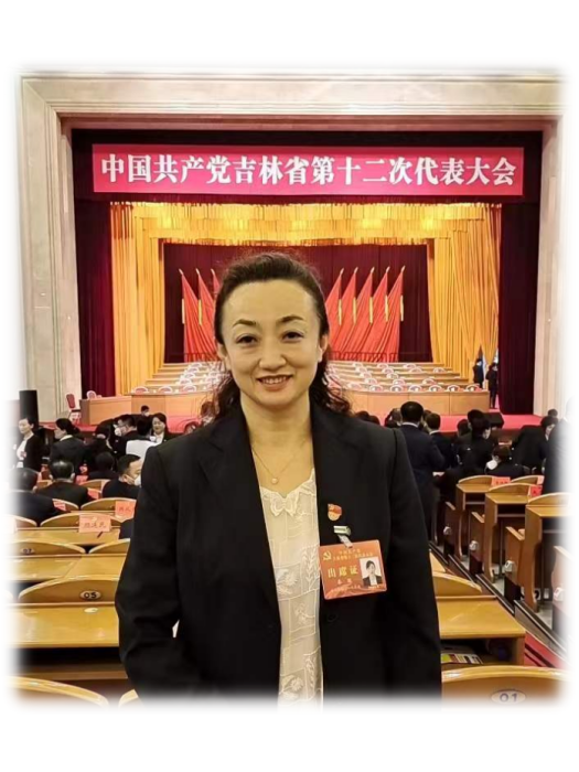 秦穎(中共二十大代表,吉林省通化市五道江鎮中心國小校黨支部書記、校長) 秦穎(中共二十大代表,吉林省通化市五道江鎮中心國小校黨支部書記、校長)