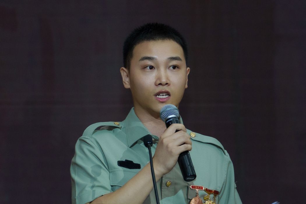 胡小毅 胡小毅