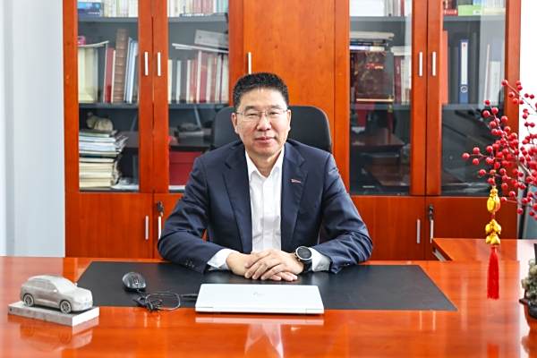 宋志勇(中國第一汽車股份有限公司工程技術部(工藝工程院)總經理、黨委書記) 宋志勇(中國第一汽車股份有限公司工程技術部(工藝工程院)總經理、黨委書記)