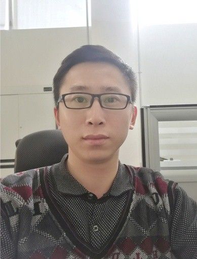 徐大任(吉林大學超分子結構與材料國家重點實驗室工程師) 徐大任(吉林大學超分子結構與材料國家重點實驗室工程師)